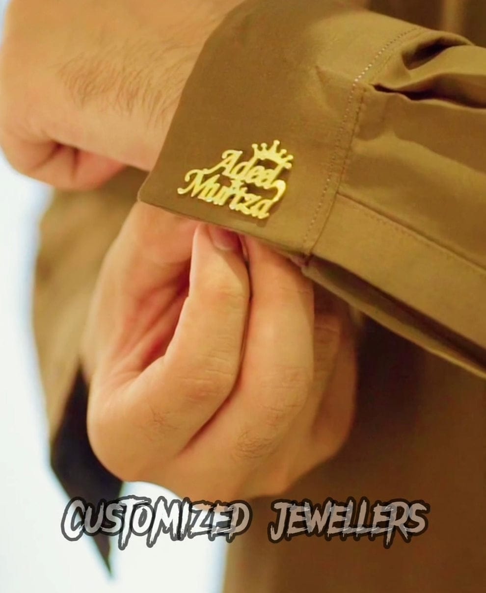 New Stylish Crown Stud